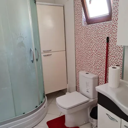 호텔 Summer In Bodrum With 2 Car Parking 4 Bedroom 3 Bathroom 2 Garden فيلا مصيف مكونة من 4 غرفة و 3 حمام و حديقتين في بودروم تركيا *