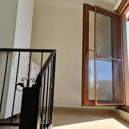Summer In Bodrum With 2 Car Parking 4 Bedroom 3 Bathroom 2 Garden فيلا مصيف مكونة من 4 غرفة و 3 حمام و حديقتين في بودروم تركيا Hotel Milas